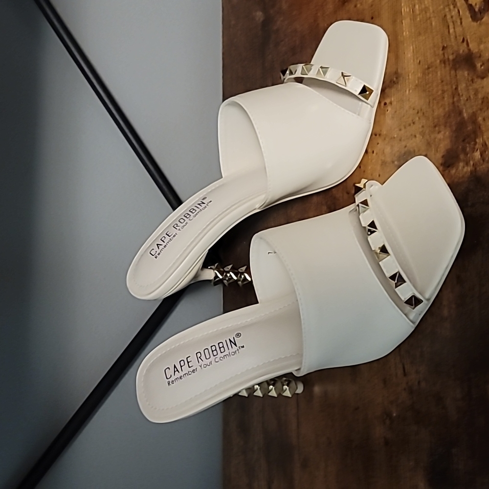 Size 7 heels
